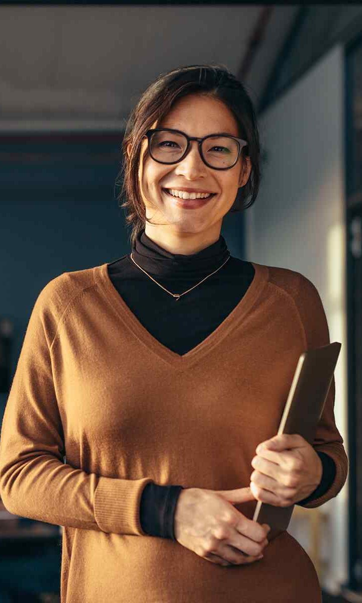 https://www.pagl.mx/wp-content/uploads/2019/10/inner_team_01-720x1200.jpg